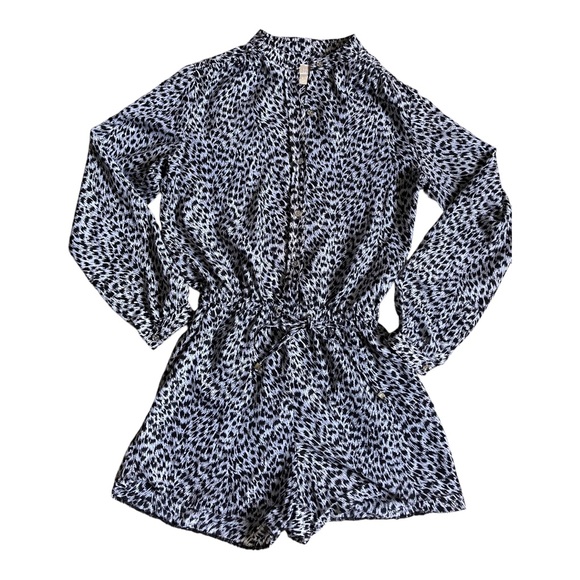 Michael Kors Black and White Romper Size Small - Picture 6 of 8